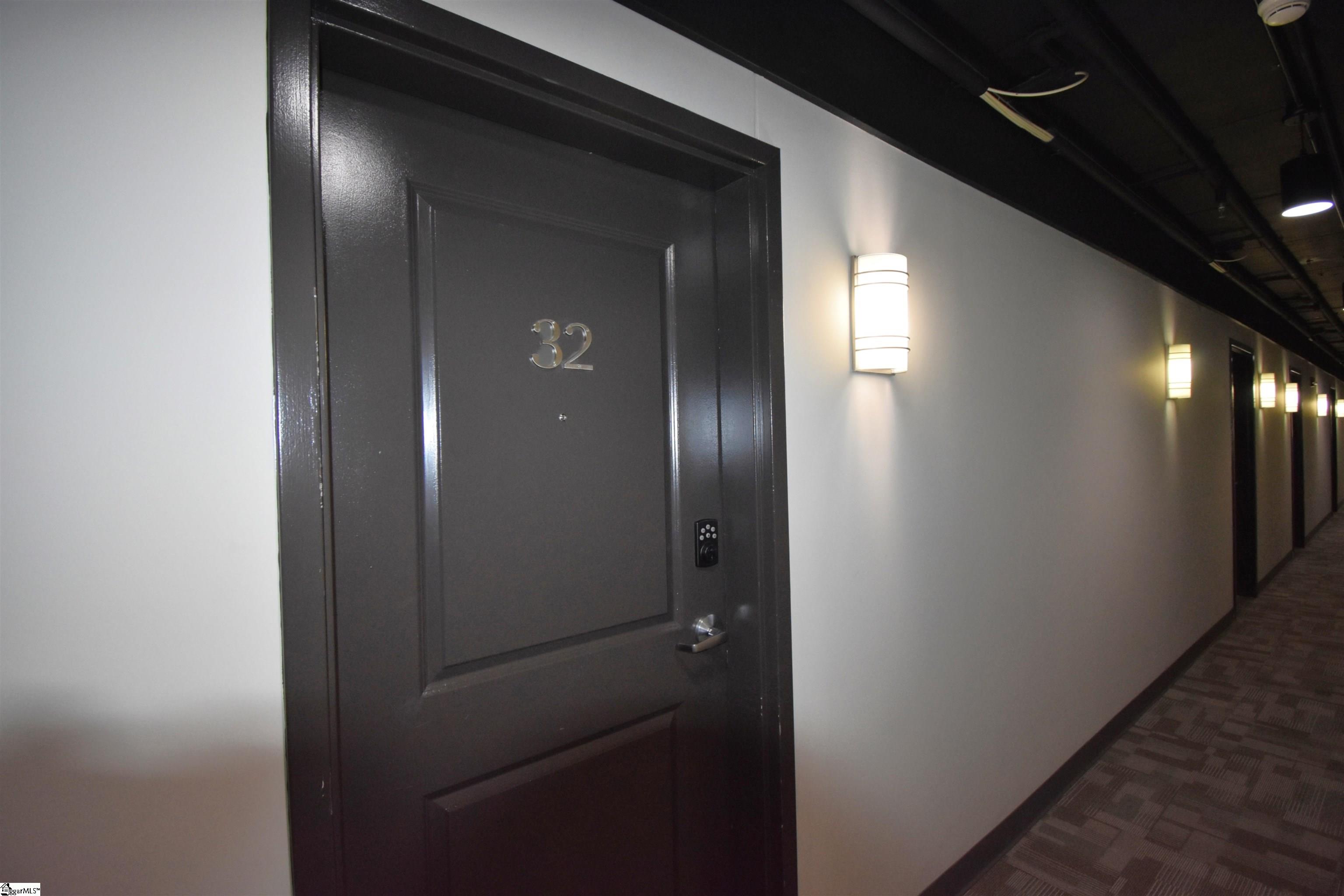 100 East Washington Street, Unit 32 Greenville, SC 29601 - Photo 2 of 38