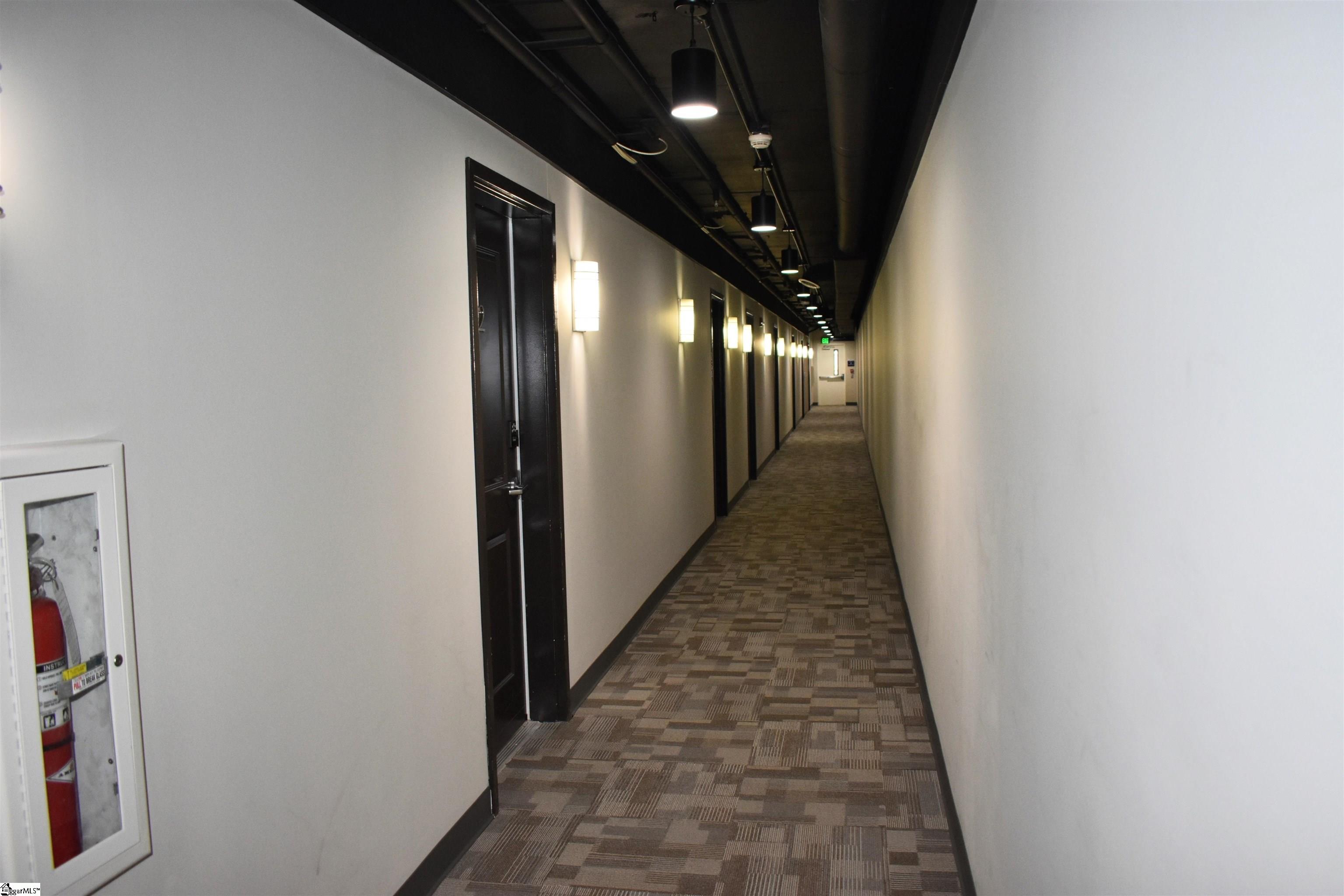 100 East Washington Street, Unit 32 Greenville, SC 29601 - Photo 26 of 38