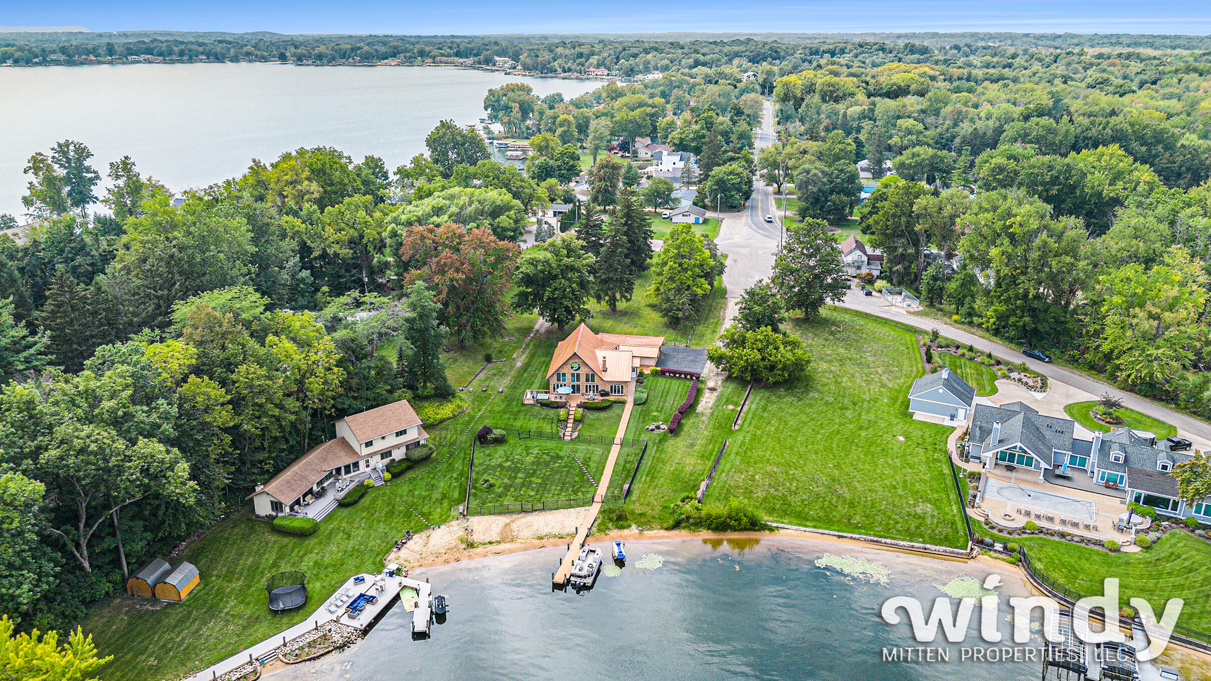 7772 Center Coloma, MI 49038 - Photo 6 of 50 DJI_0551