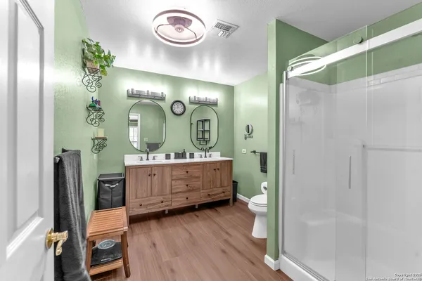 $565,000 | 881 Georges Road, Lakehills, TX 78063
