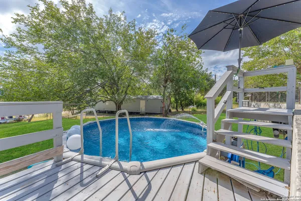 $565,000 | 881 Georges Road, Lakehills, TX 78063