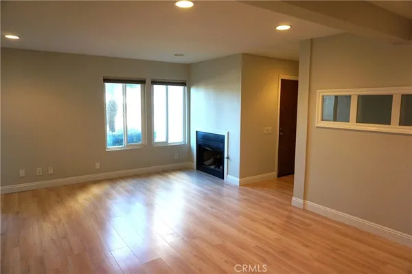 $3,000 | 16521 Grunion Lane, Huntington Beach, CA 92649