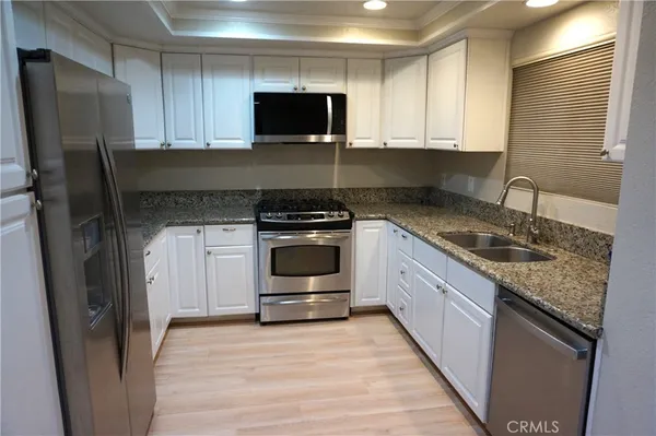 $3,000 | 16521 Grunion Lane, Huntington Beach, CA 92649