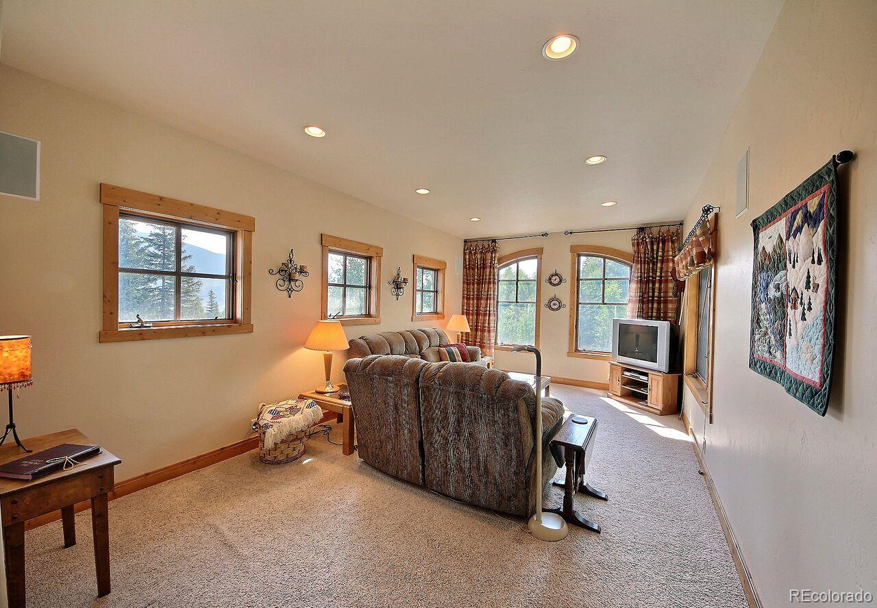 706 Willowbrook Road Silverthorne, CO 80498 - Photo 19 of 35 Gallery Image 19