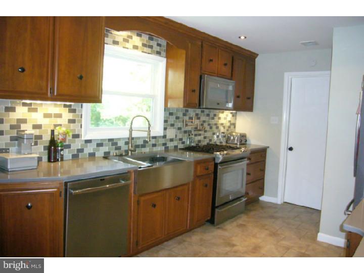 1704 Golf Road Reading, PA 19601 - Photo 11 of 20