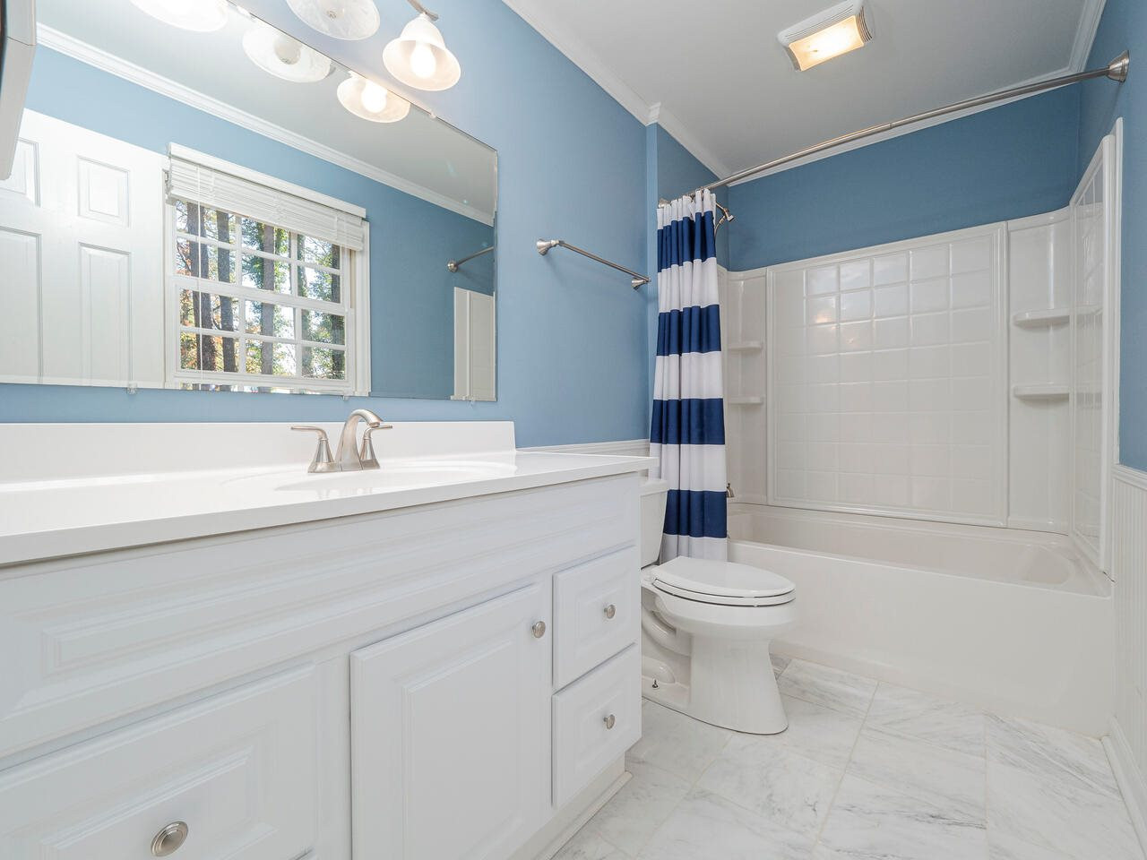 4604 Fernham Place Raleigh, NC 27612 - Photo 23 of 30 owner's bath