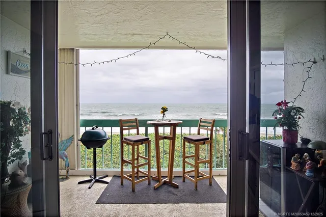 $2,900 | 9940 South Ocean Drive, Unit 309, Jensen Beach, FL 34957