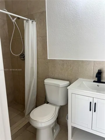 $1,200 | 26121 Southwest 130th Avenue, Homestead, FL 33032