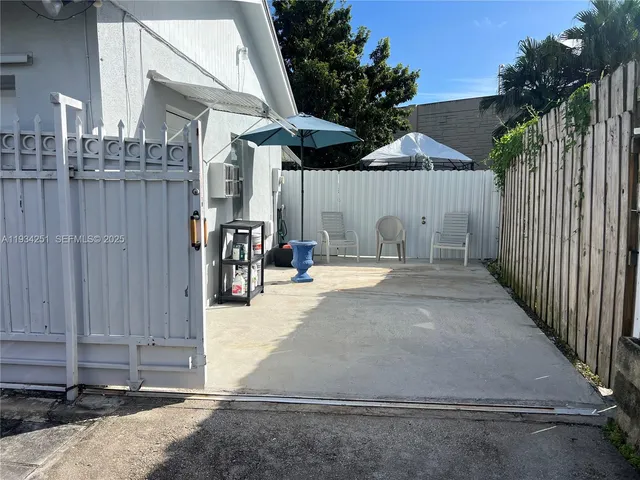 $1,200 | 26121 Southwest 130th Avenue, Homestead, FL 33032