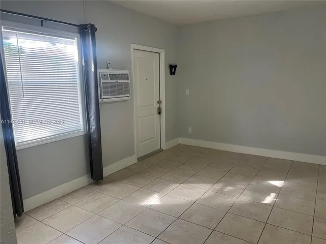 $1,200 | 26121 Southwest 130th Avenue, Homestead, FL 33032