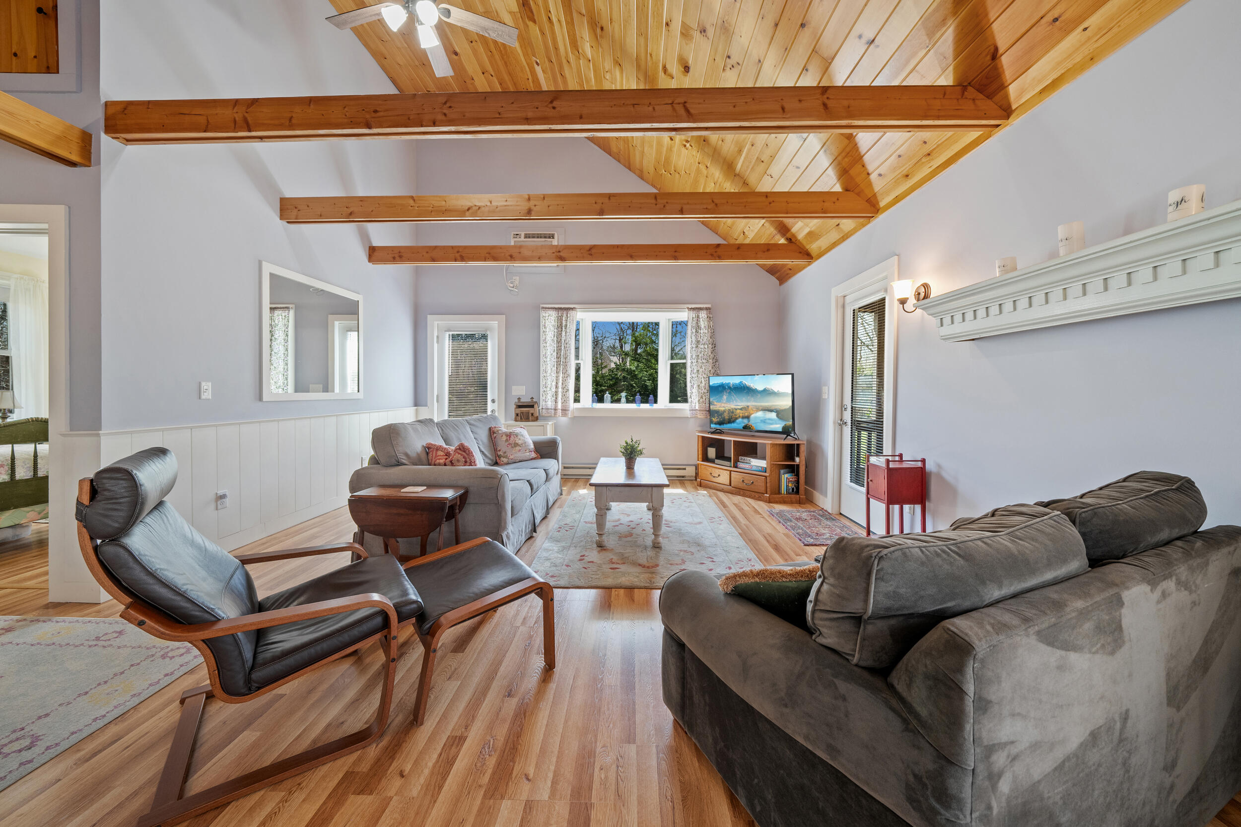 357 West Tisbury Road Edgartown, MA 02539 - Photo 27 of 37 60_dsc07547