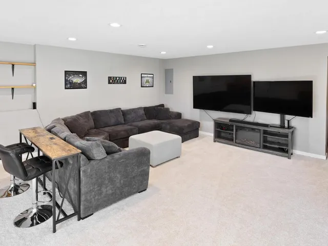 $399,000 | 1389 Mallard Lane, New Richmond, WI 54017