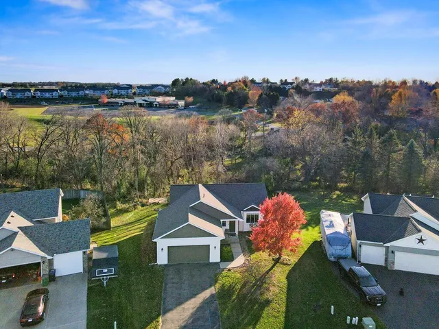 $394,000 | 1389 Mallard Lane, New Richmond, WI 54017