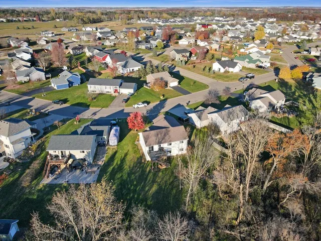 $394,000 | 1389 Mallard Lane, New Richmond, WI 54017