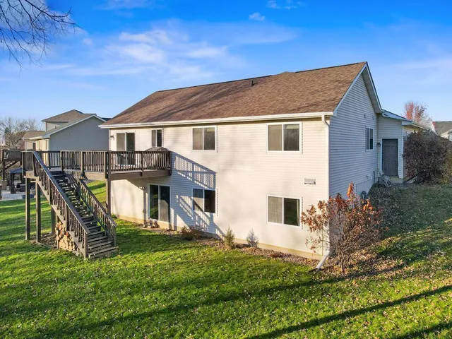 $399,000 | 1389 Mallard Lane, New Richmond, WI 54017