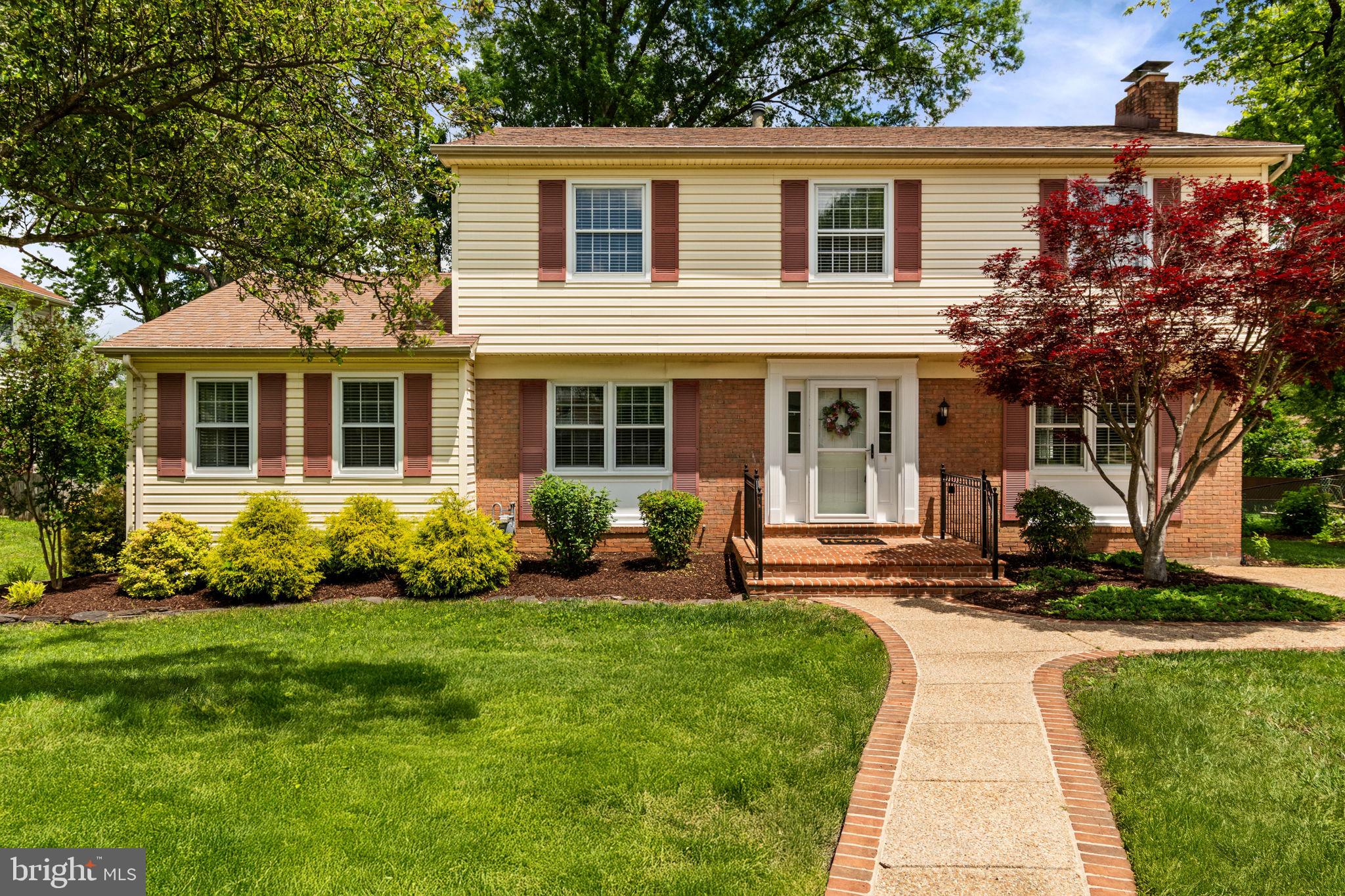 7619 Hayfield Road Alexandria, VA 22315 - Photo 49 of 60 Front View