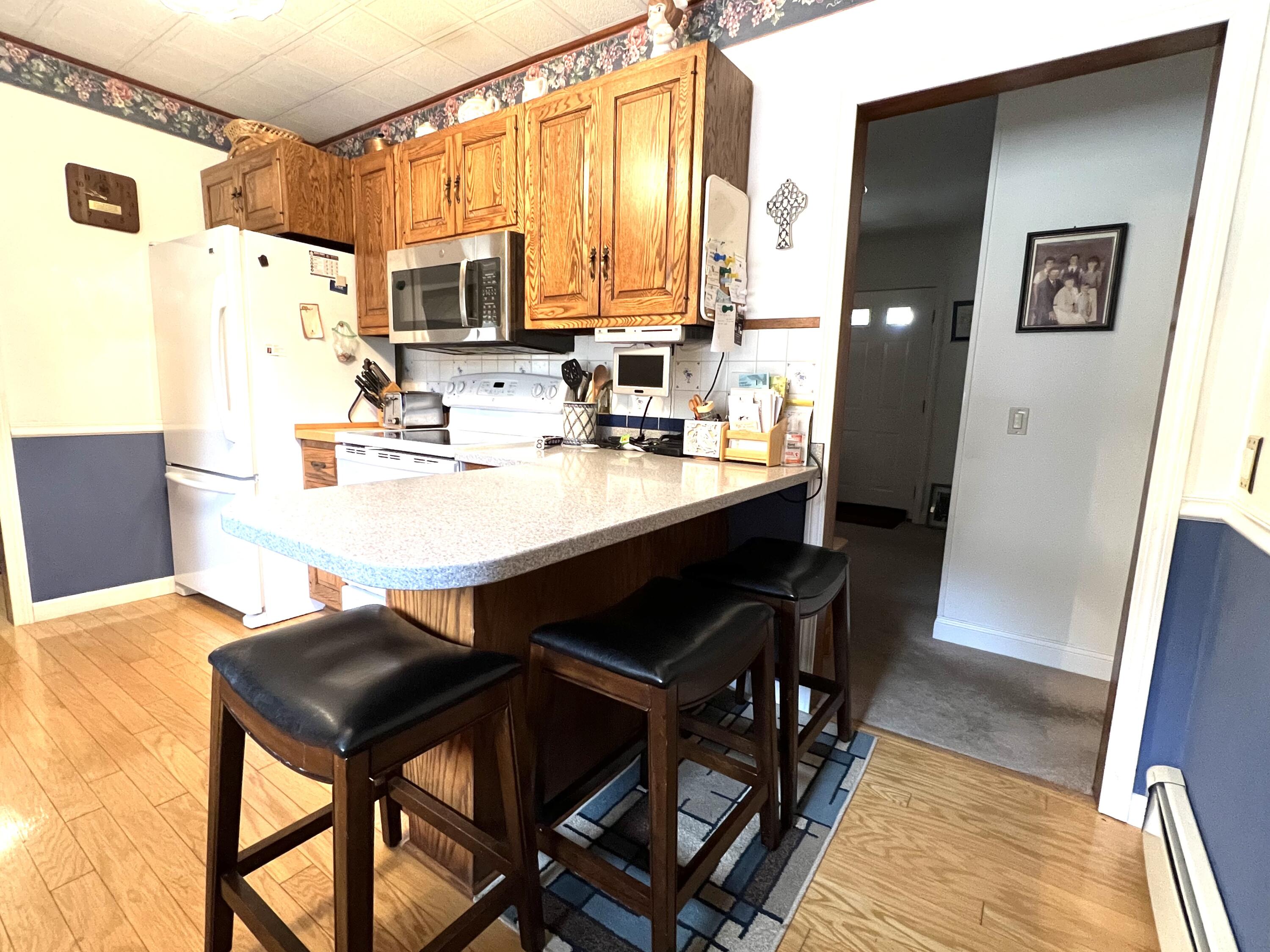 151 Forest Avenue Orono, ME 04473 - Photo 16 of 51 24