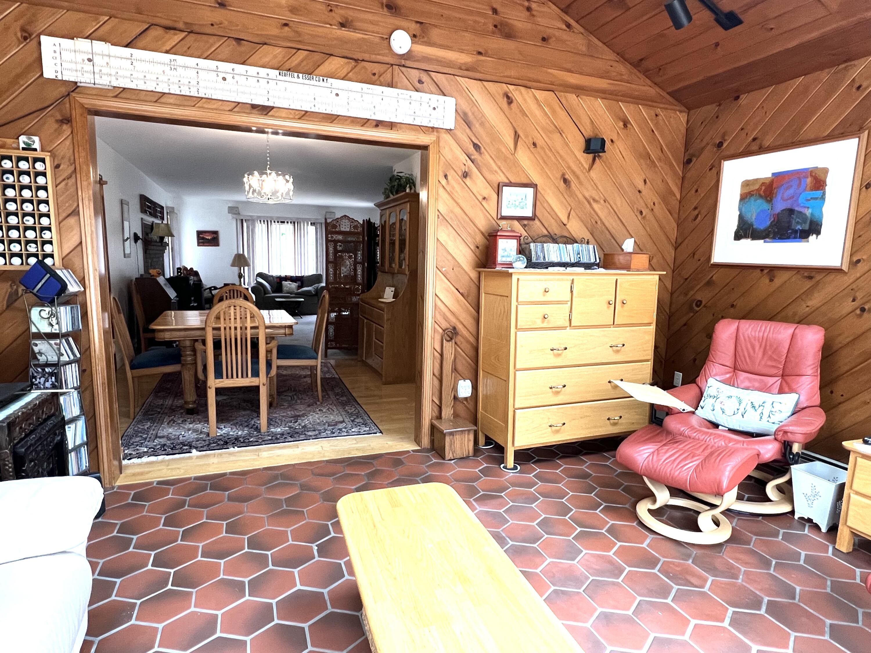 151 Forest Avenue Orono, ME 04473 - Photo 21 of 51 29