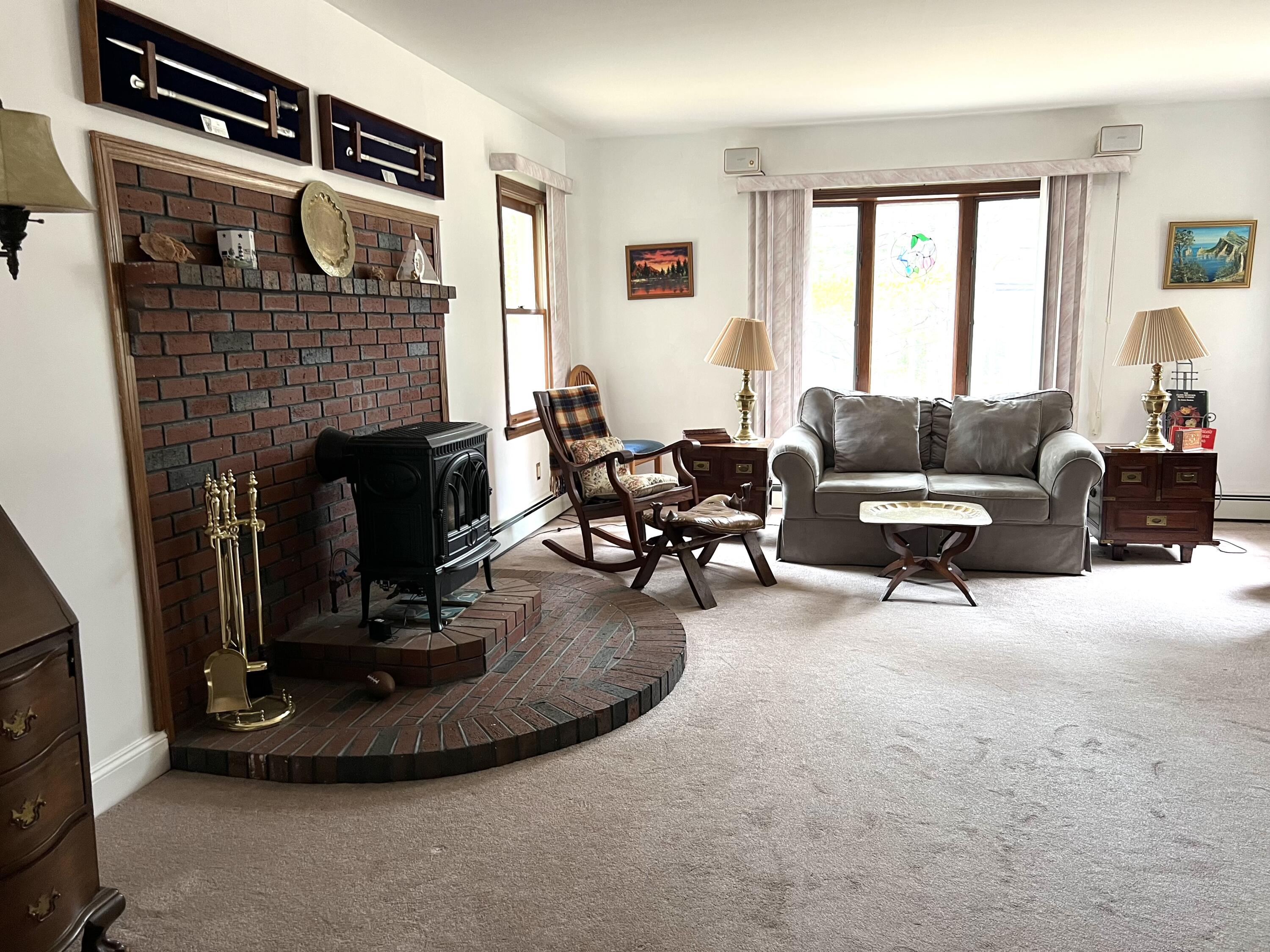 151 Forest Avenue Orono, ME 04473 - Photo 36 of 51 44