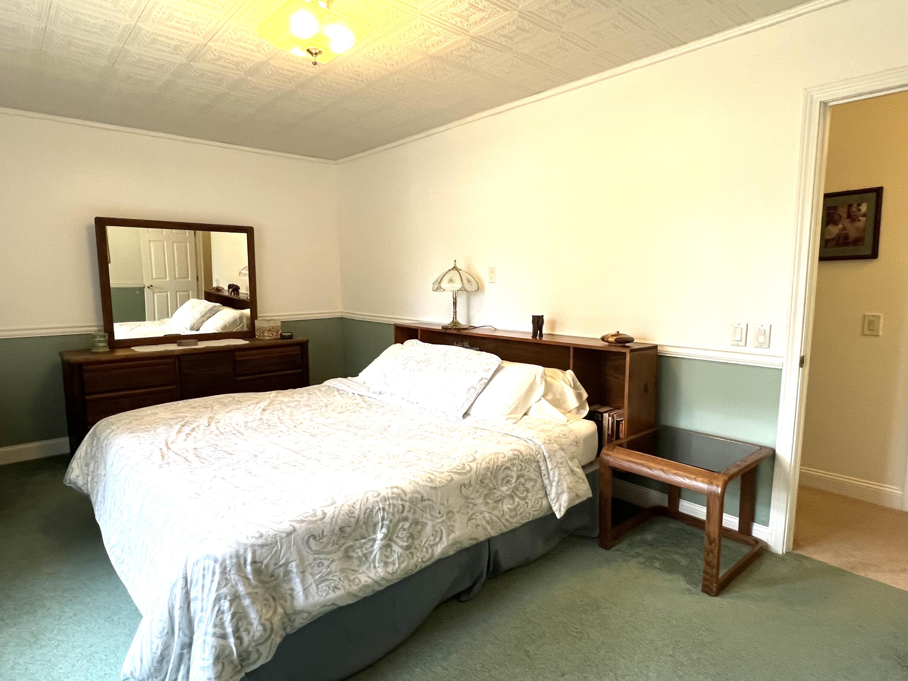 151 Forest Avenue Orono, ME 04473 - Photo 45 of 51 53