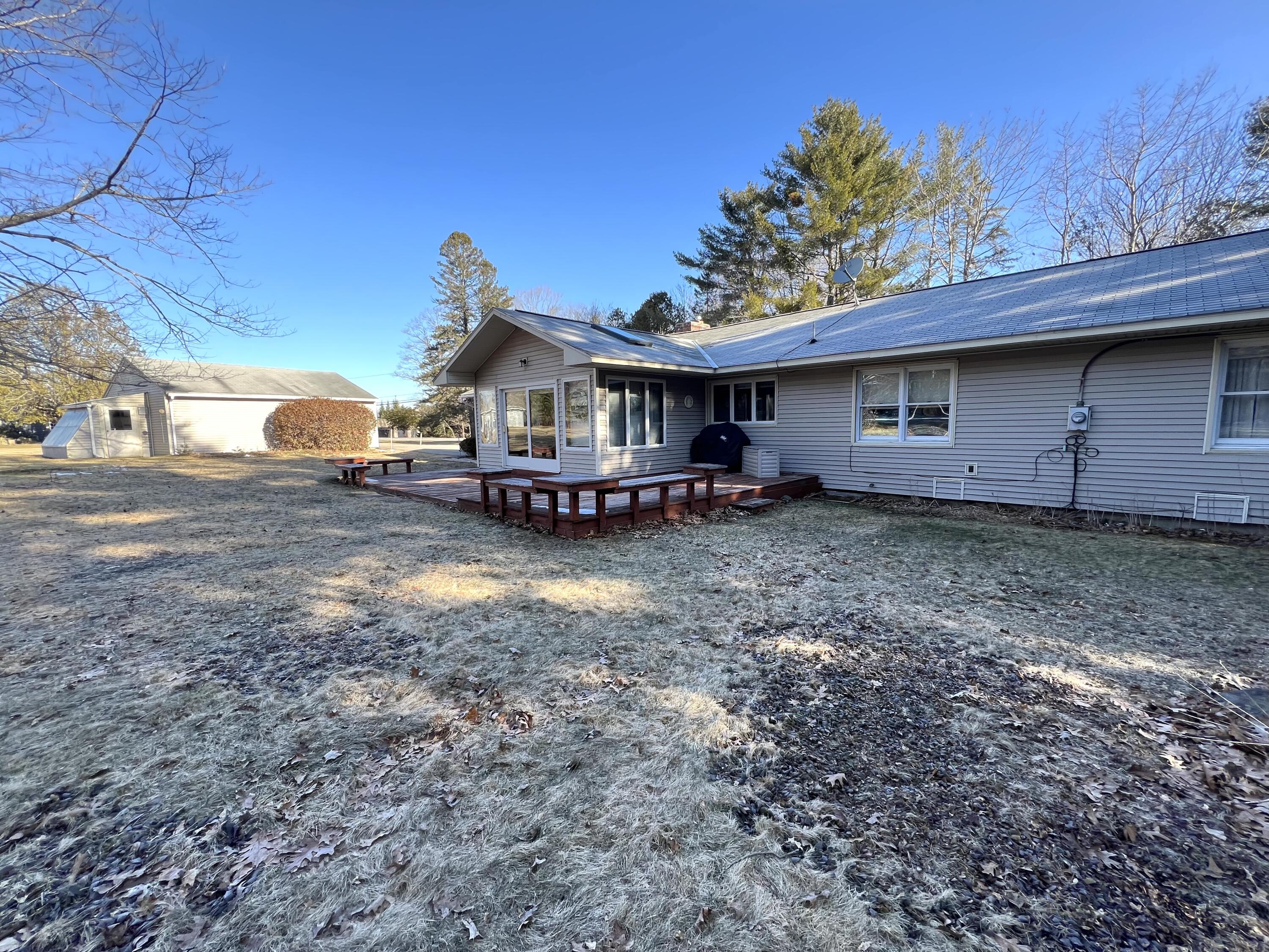 151 Forest Avenue Orono, ME 04473 - Photo 5 of 51 IMG_8627