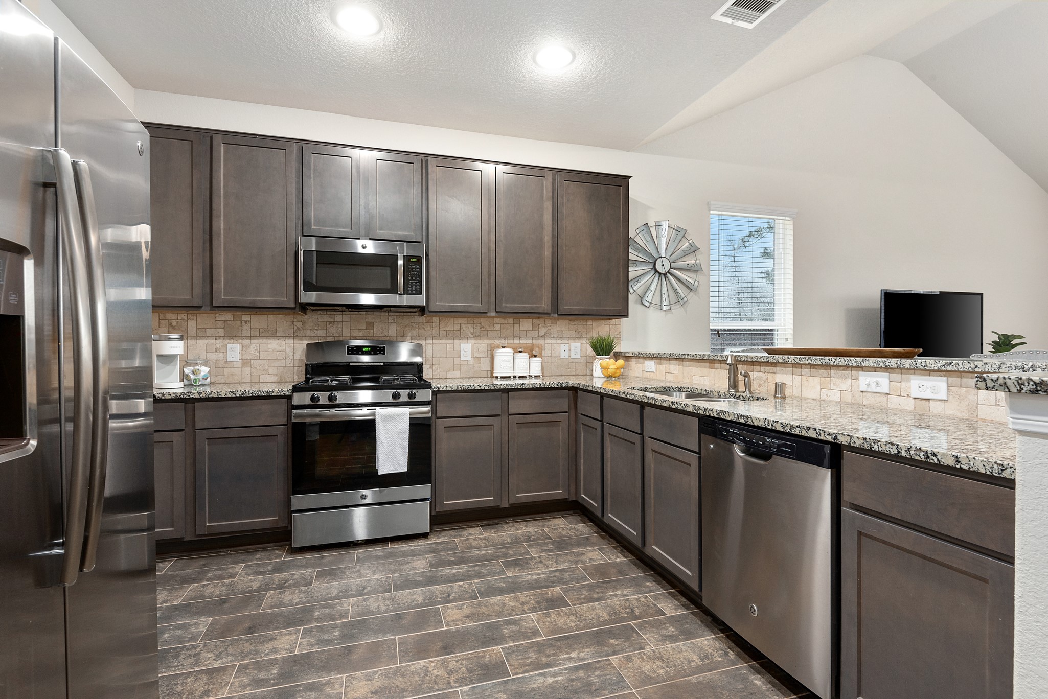 2509 Quartz Trail Spring, TX 77386 - Photo 9 of 33 View of Kitchen