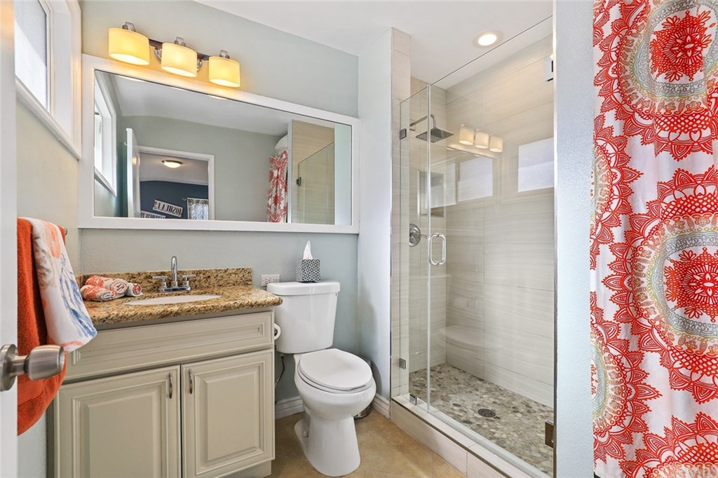 1345 Leonard Avenue Pasadena, CA 91107 - Photo 17 of 25