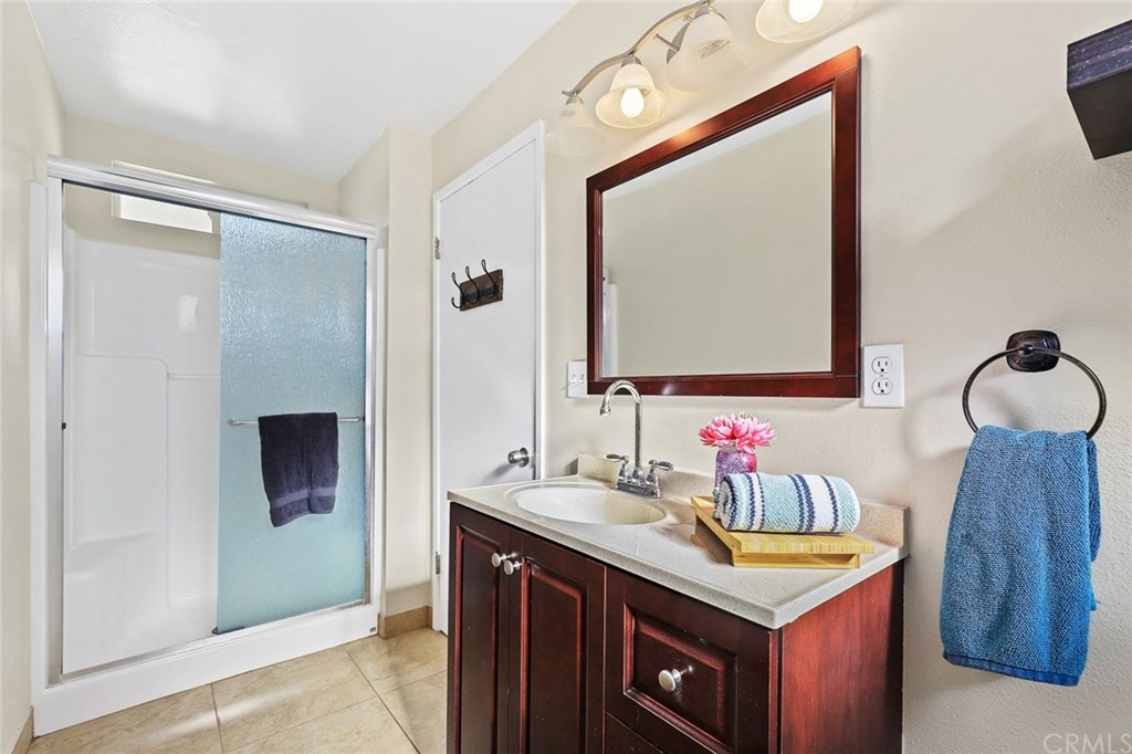 1345 Leonard Avenue Pasadena, CA 91107 - Photo 21 of 25