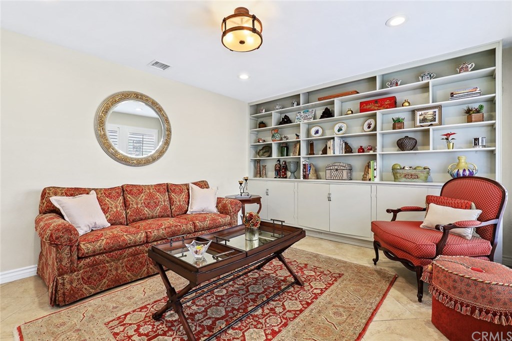 1345 Leonard Avenue Pasadena, CA 91107 - Photo 9 of 25