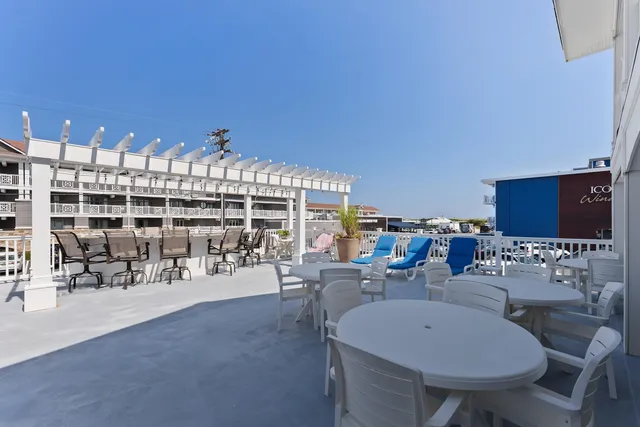 a sign that is on the wall of building