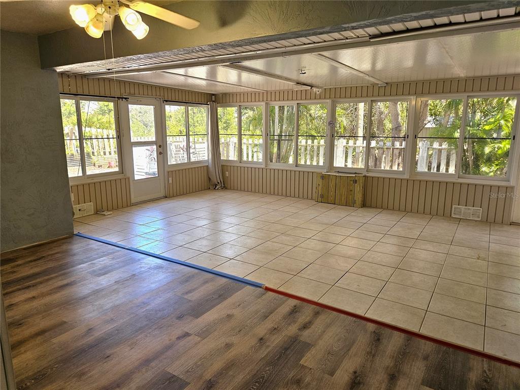 1088 Panda Road Venice, FL 34293 - Photo 9 of 25