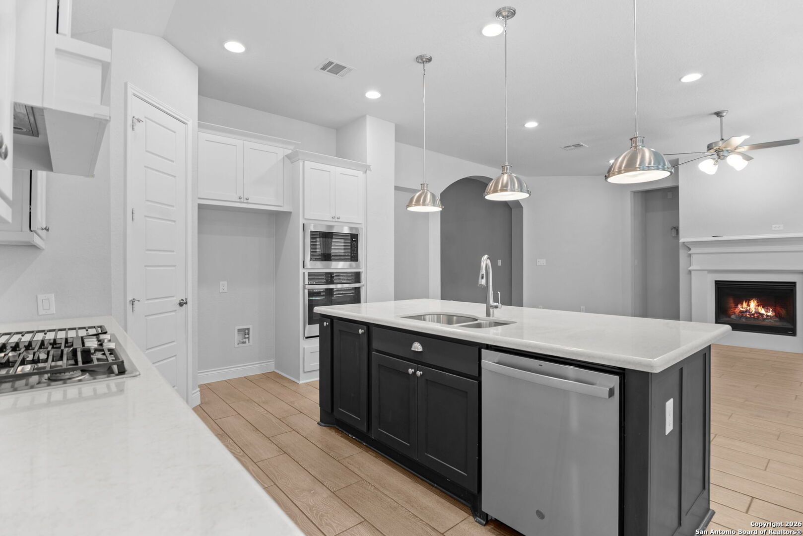 3136 Little Creek Path Seguin, TX 78155 - Photo 13 of 37