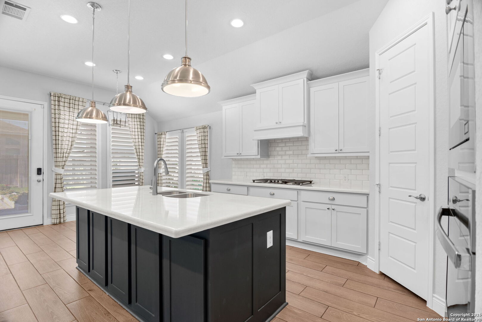 3136 Little Creek Path Seguin, TX 78155 - Photo 14 of 37