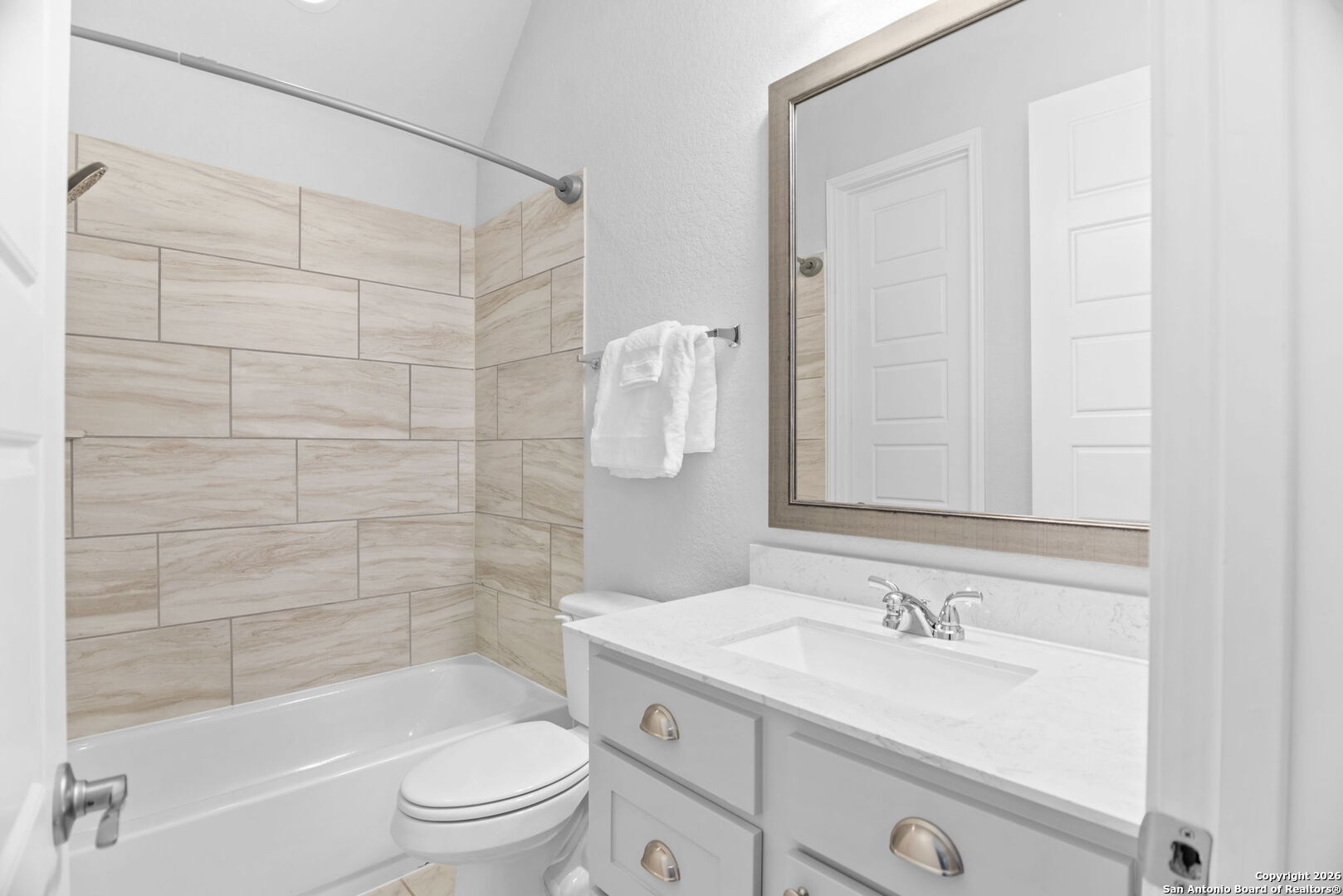 3136 Little Creek Path Seguin, TX 78155 - Photo 23 of 37