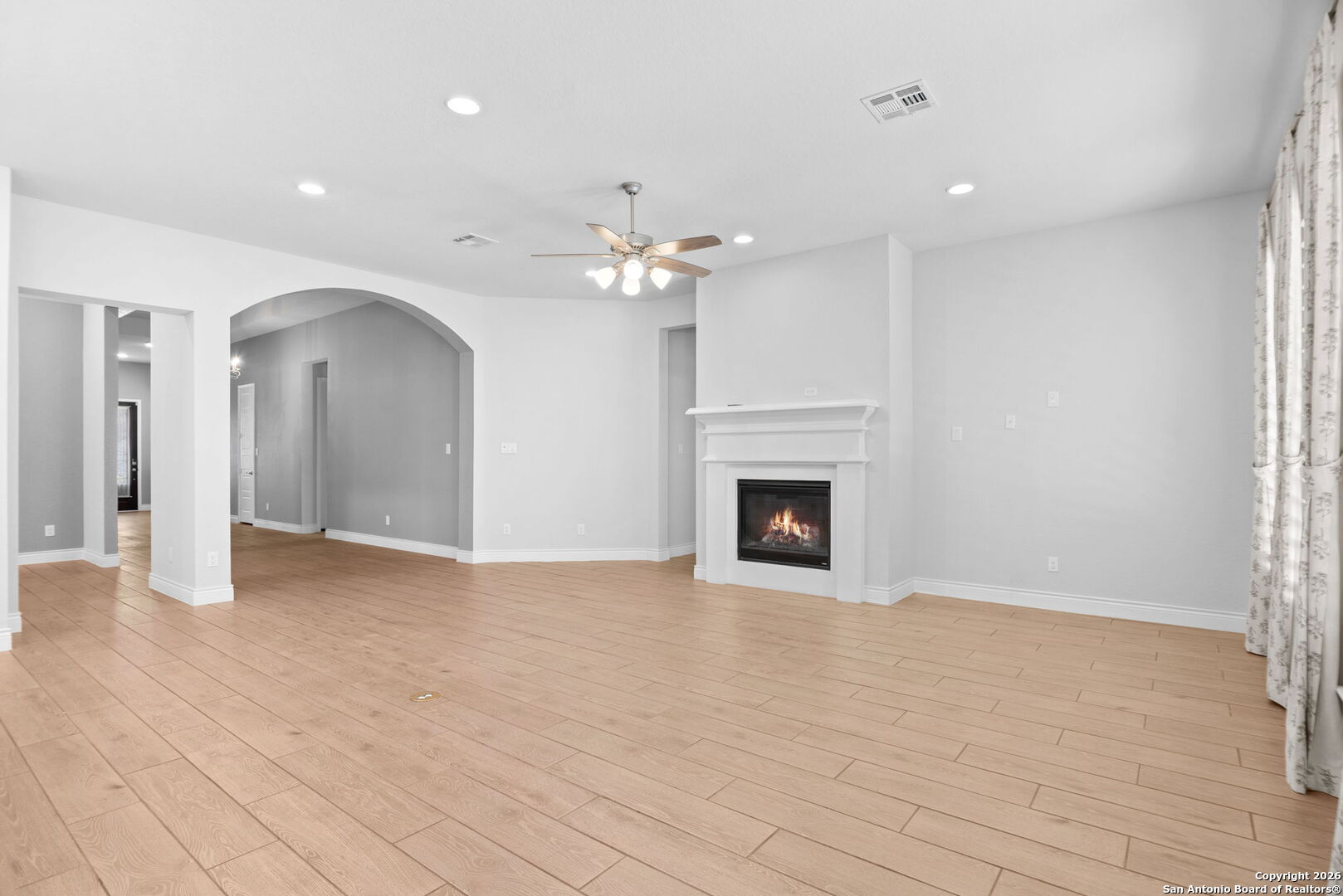 3136 Little Creek Path Seguin, TX 78155 - Photo 8 of 37