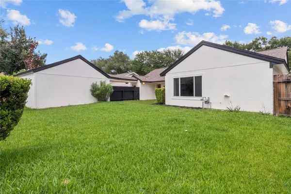 $3,050 | 2823 Stetson Lane, Houston, TX 77043