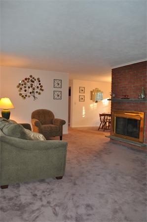 5 Jeannine Road Bellingham, MA 02019 - Photo 6 of 17 Gallery Image 6
