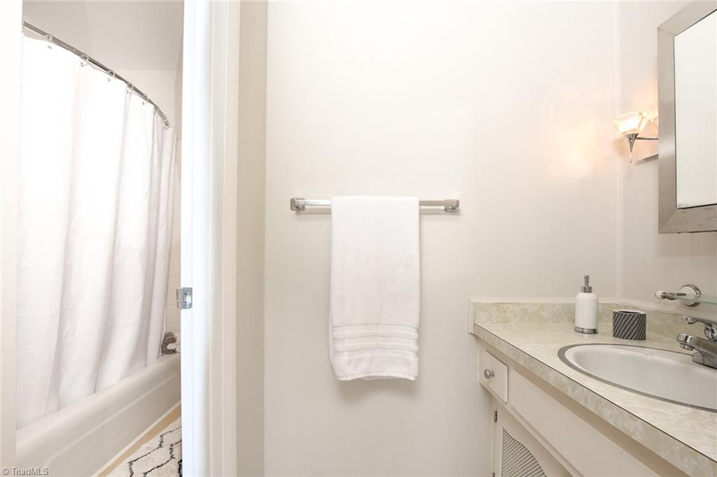 2902 St Marks Road Southwest, Unit C Winston-Salem, NC 27103 - Photo 21 of 31 Gallery Image 21