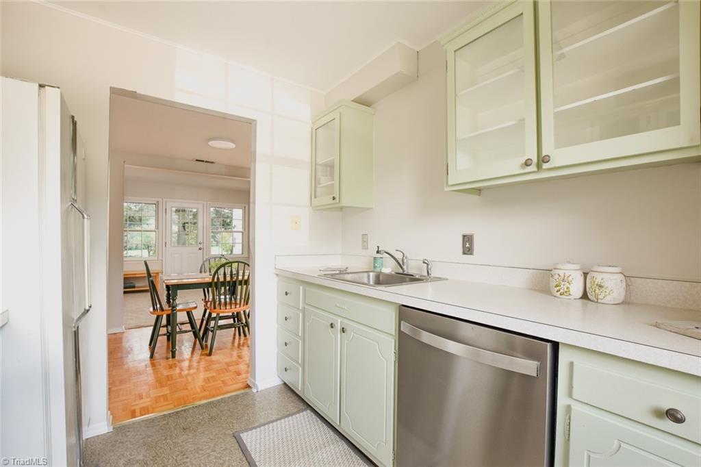 2902 St Marks Road Southwest, Unit C Winston-Salem, NC 27103 - Photo 6 of 31 Gallery Image 6