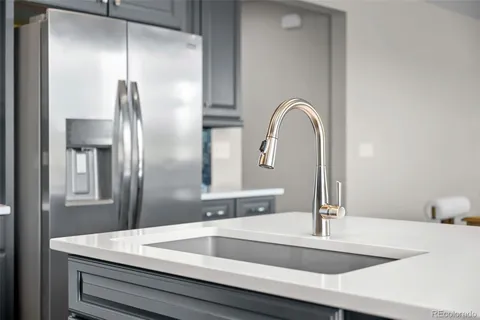 a close view of sink and tap