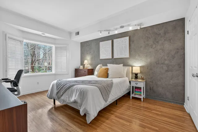 $825,000 | 456 9th Street, Unit 19, Hoboken, NJ 07030