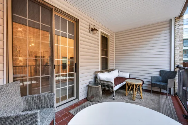 $825,000 | 456 9th Street, Unit 19, Hoboken, NJ 07030