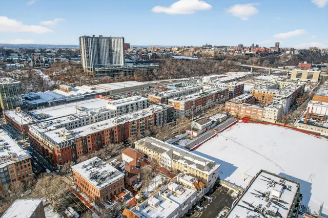 $825,000 | 456 9th Street, Unit 19, Hoboken, NJ 07030