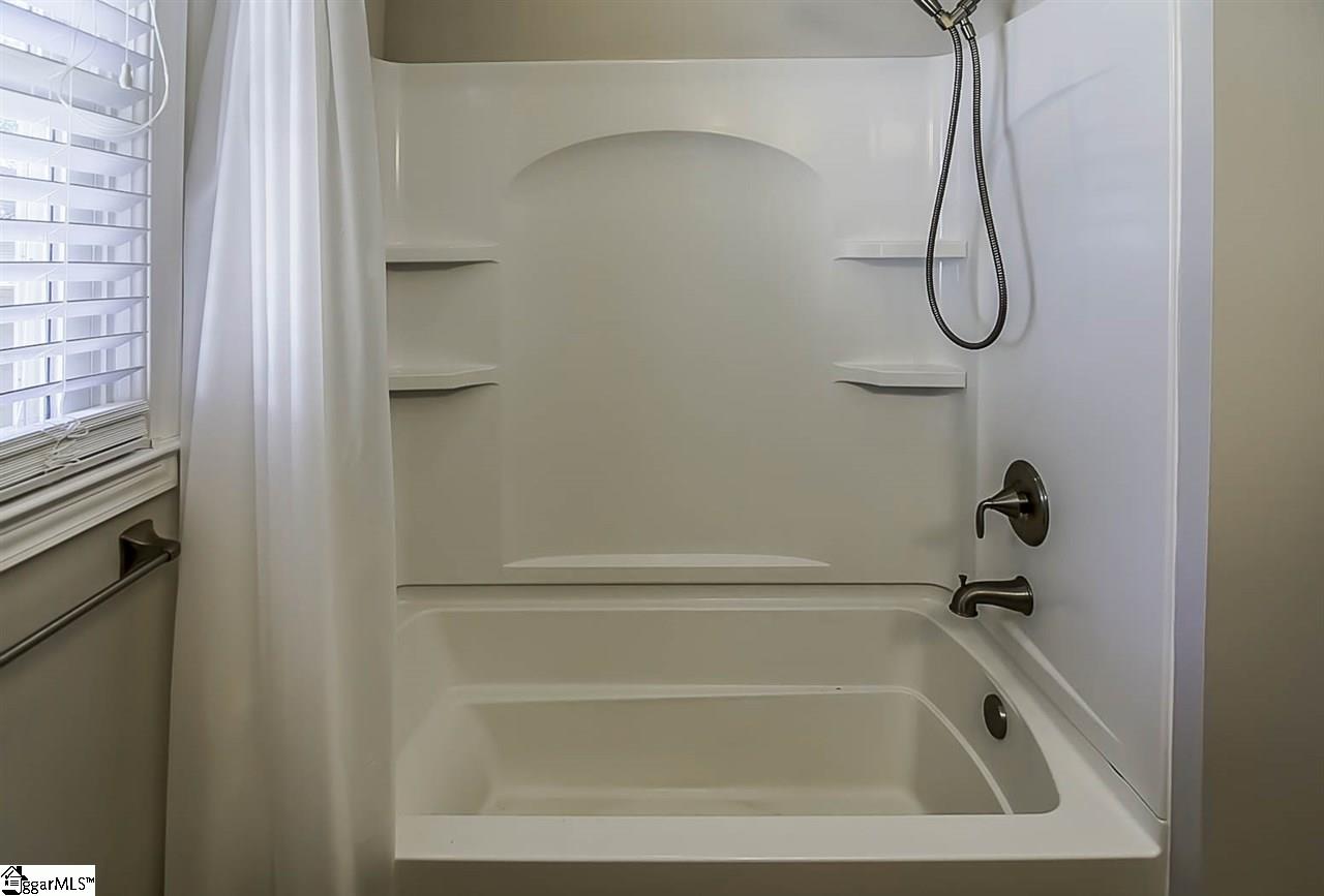 115 Keith Drive Greenville, SC 29607 - Photo 16 of 36 Gallery Image 16