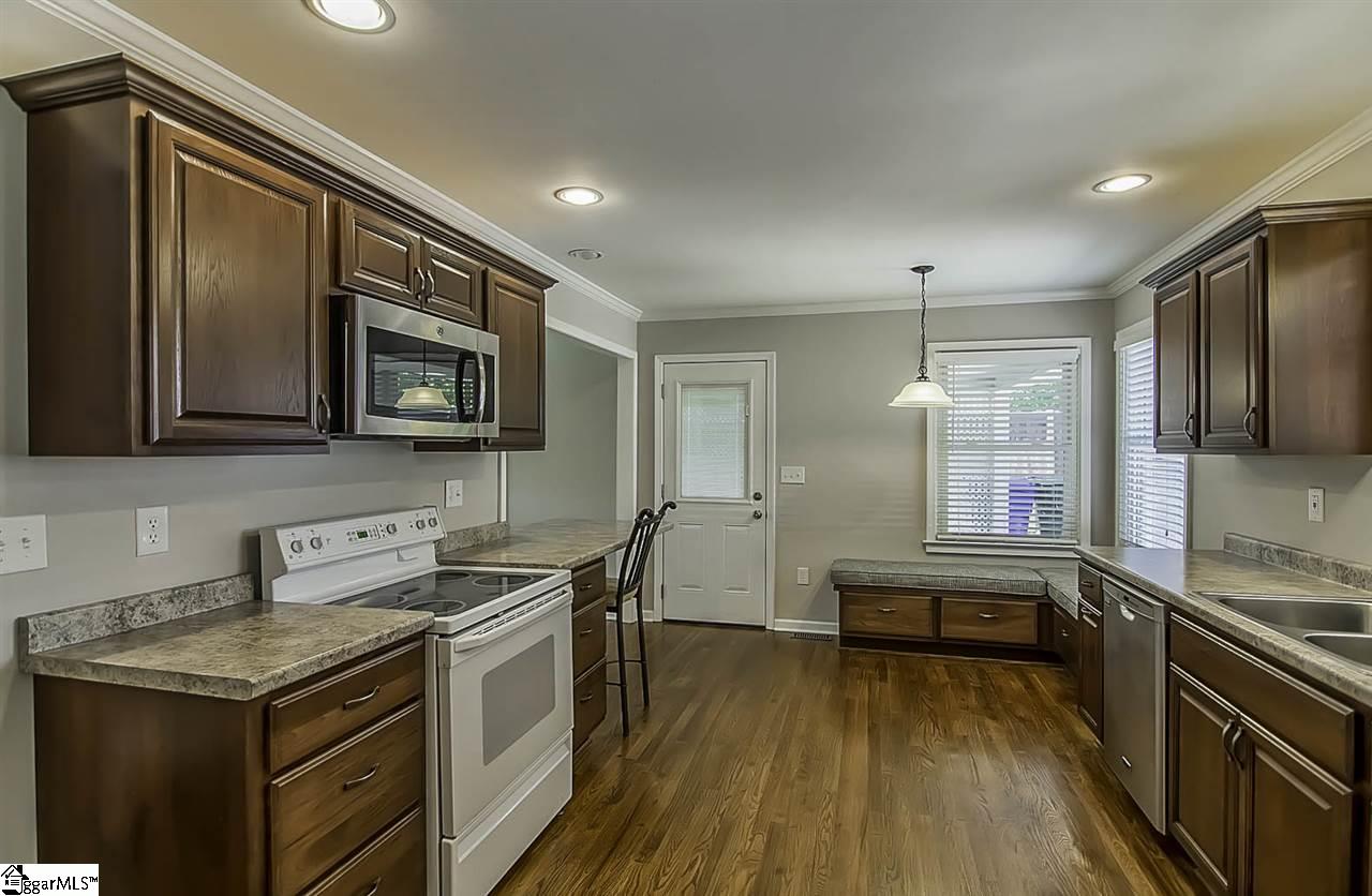 115 Keith Drive Greenville, SC 29607 - Photo 4 of 36 Gallery Image 4
