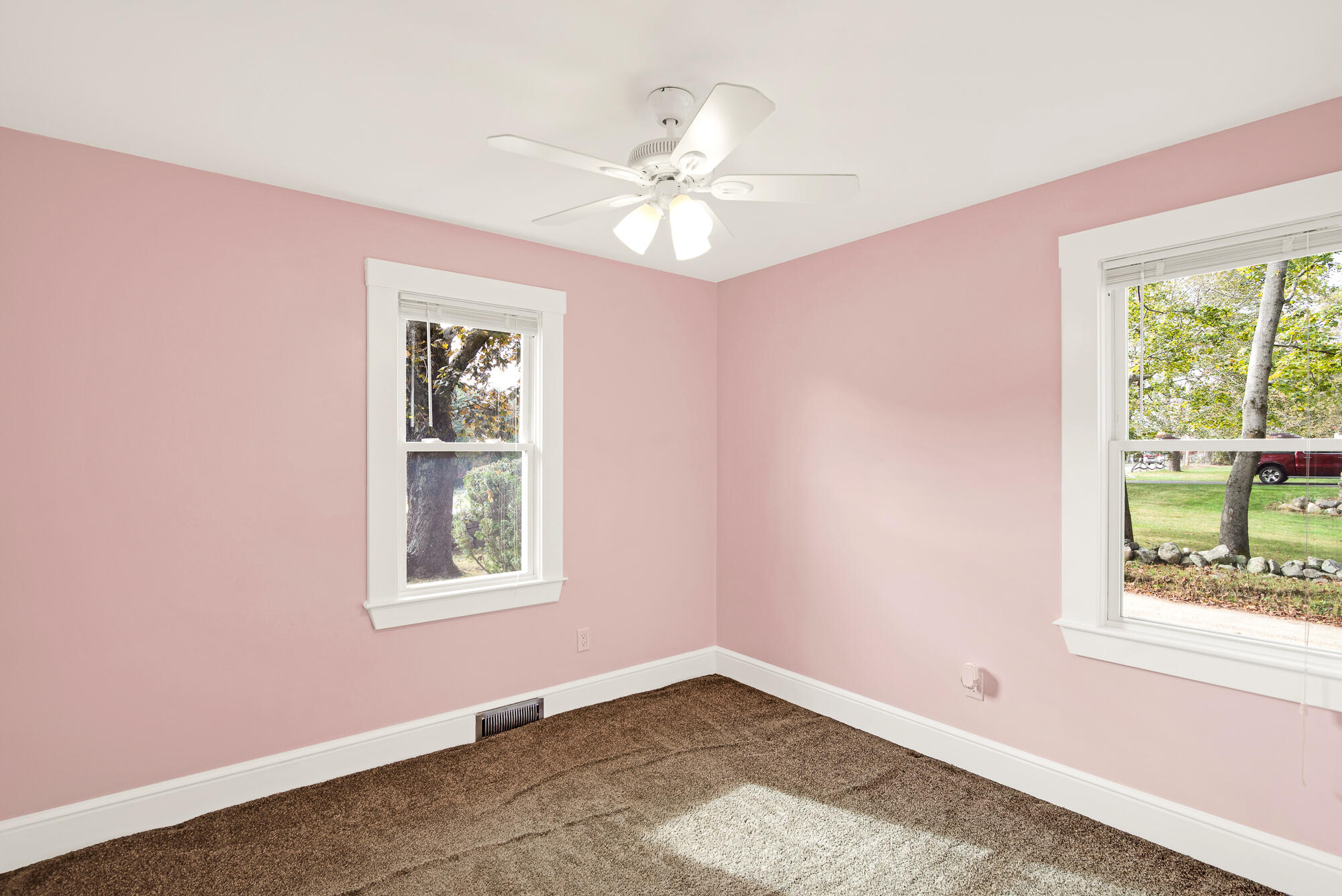 1116 State Road Eliot, ME 03903 - Photo 20 of 30 State Road Den4