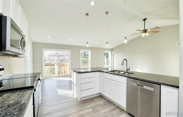 $339,900 | 118 Peruque Creek Manor, Wright City, MO 63390