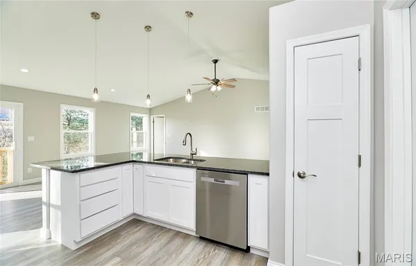 $339,900 | 118 Peruque Creek Manor, Wright City, MO 63390