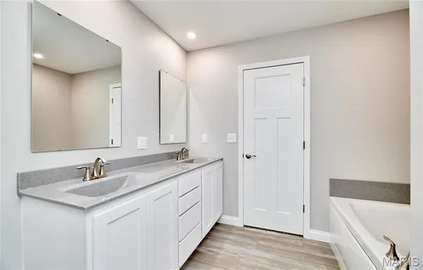 $339,900 | 118 Peruque Creek Manor, Wright City, MO 63390