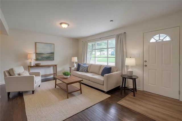 $198,000 | 724 North 80 Place, Kansas City, KS 66112